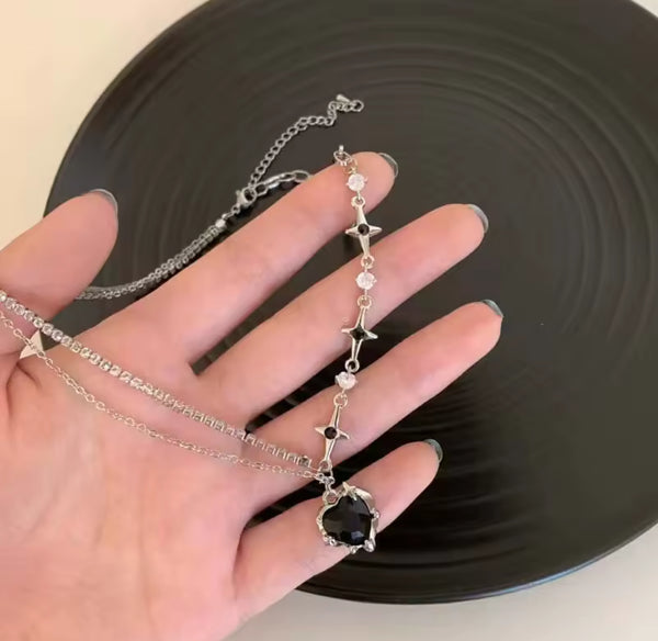 Collar corazón Negro